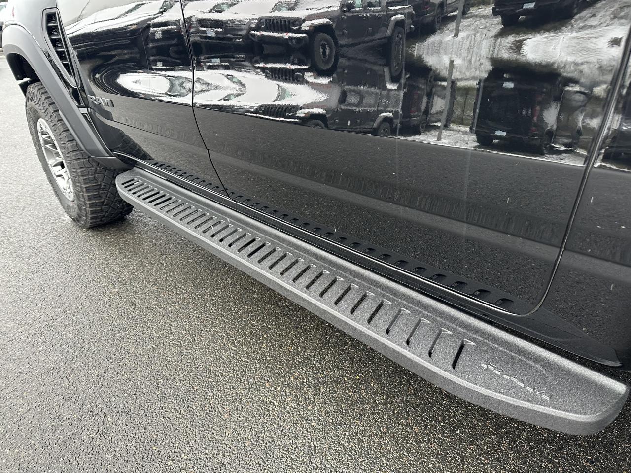 DODGE RAM 1500 CREW CAB TRX 6.2L V8