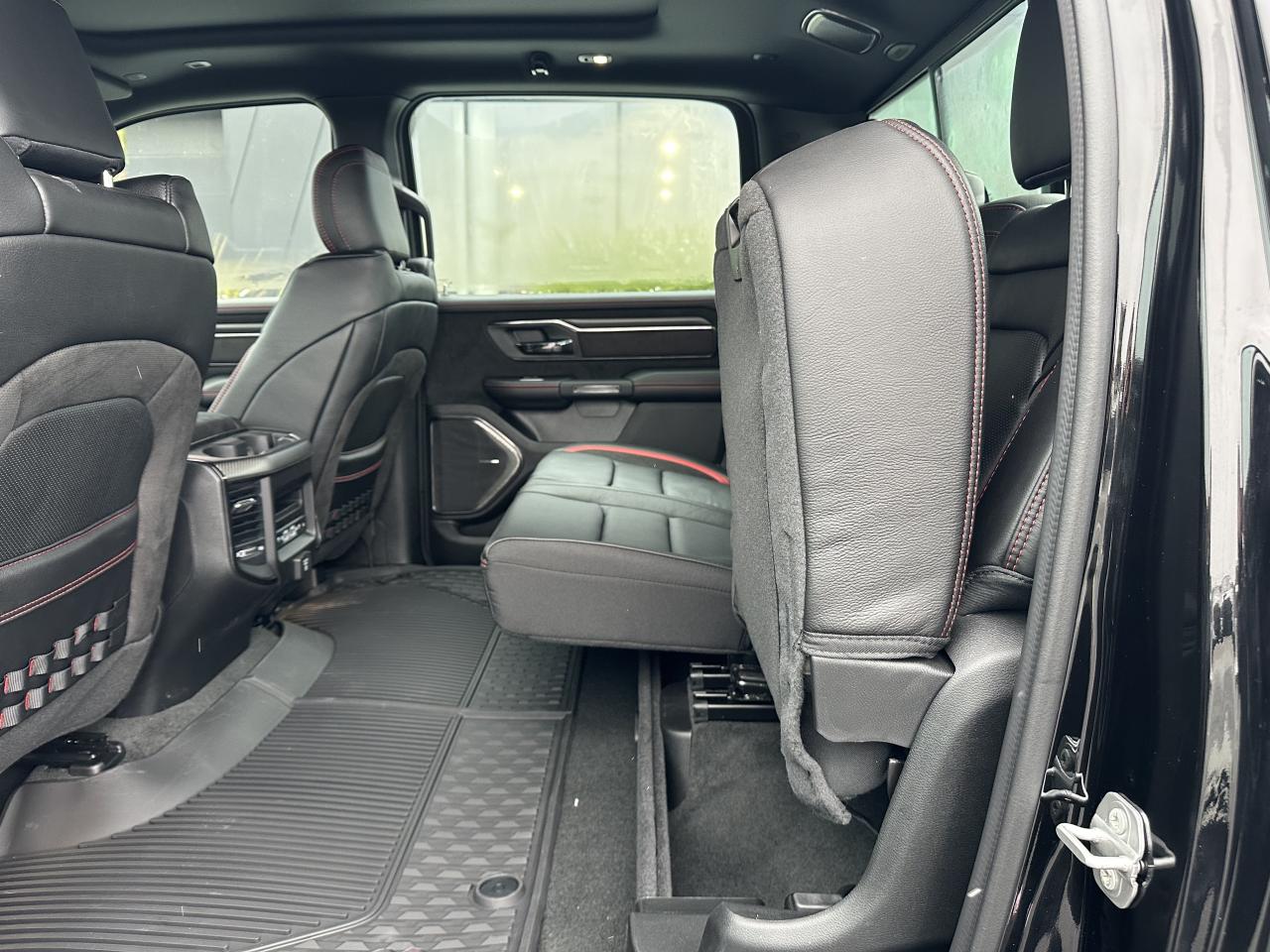 DODGE RAM 1500 CREW CAB TRX 6.2L V8