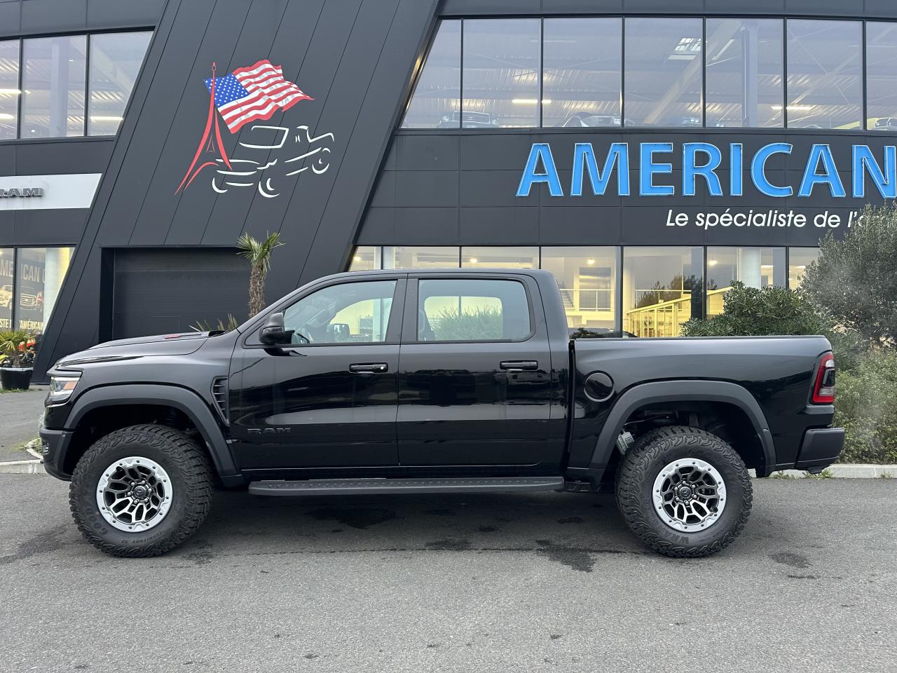 DODGE RAM 1500 CREW CAB TRX 6.2L V8