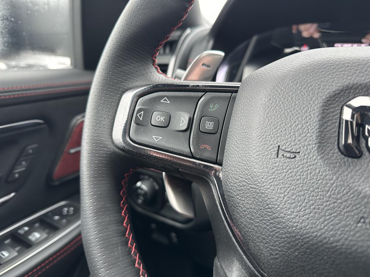 DODGE RAM 1500 CREW CAB TRX 6.2L V8