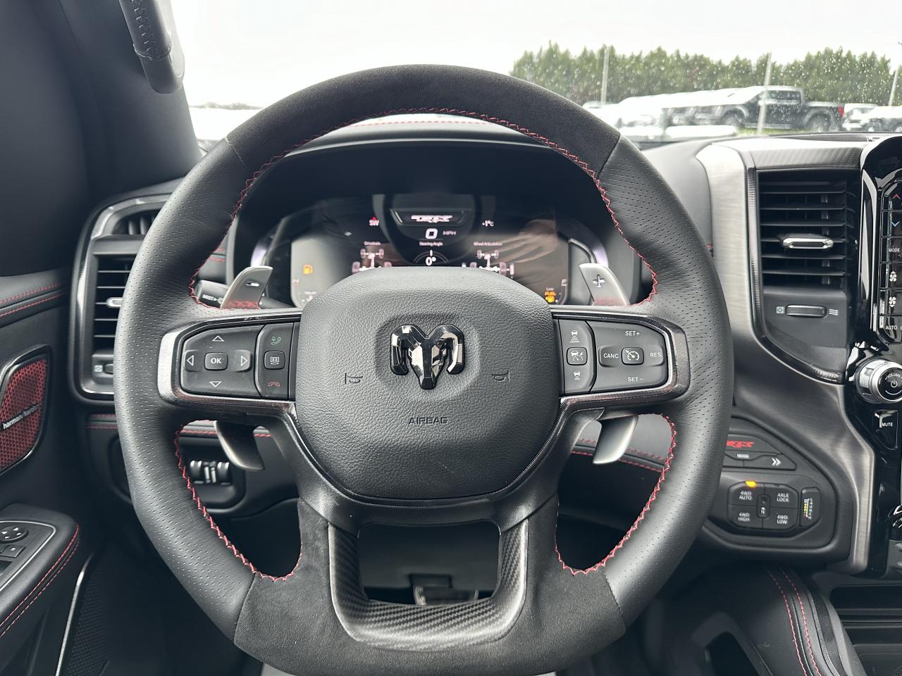 DODGE RAM 1500 CREW CAB TRX 6.2L V8