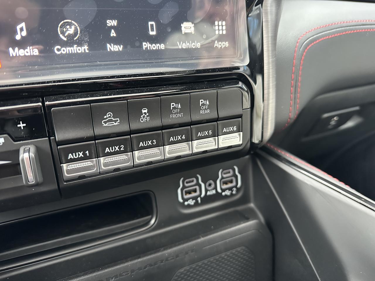 DODGE RAM 1500 CREW CAB TRX 6.2L V8