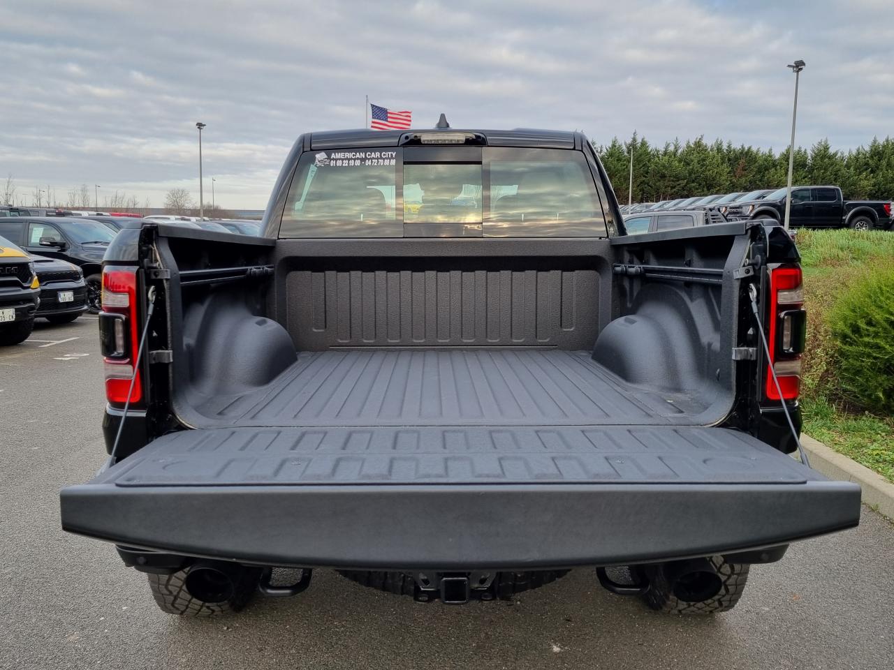 DODGE RAM 1500 CREW CAB TRX 6.2L V8