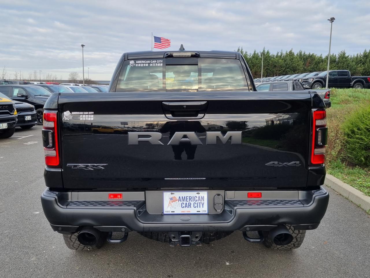 DODGE RAM 1500 CREW CAB TRX 6.2L V8