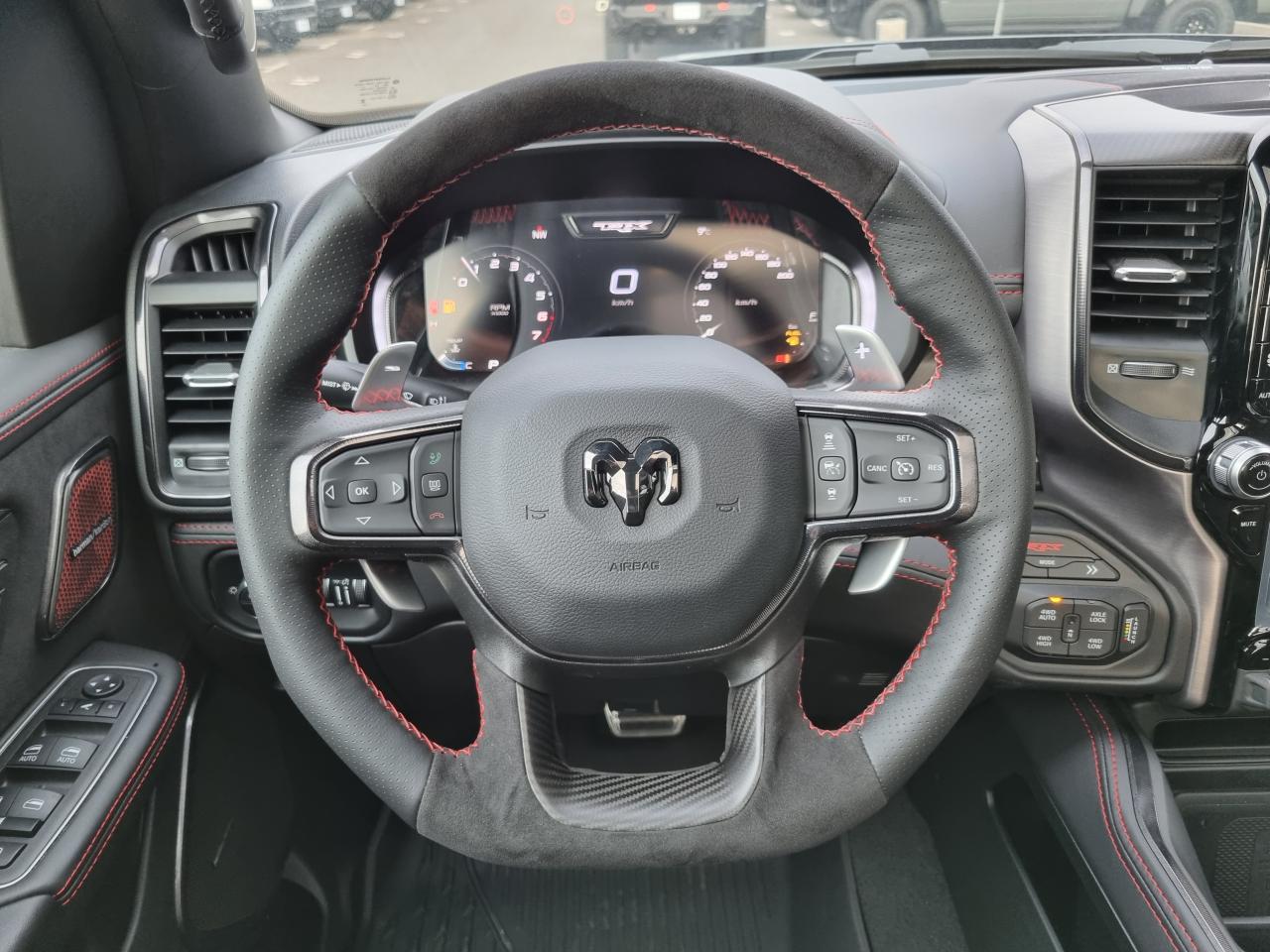 DODGE RAM 1500 CREW CAB TRX 6.2L V8