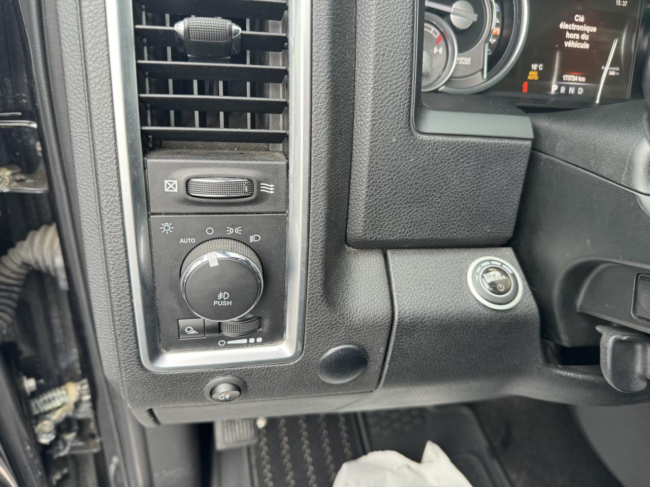 DODGE RAM 1500 CREW LIMITED RAMBOX