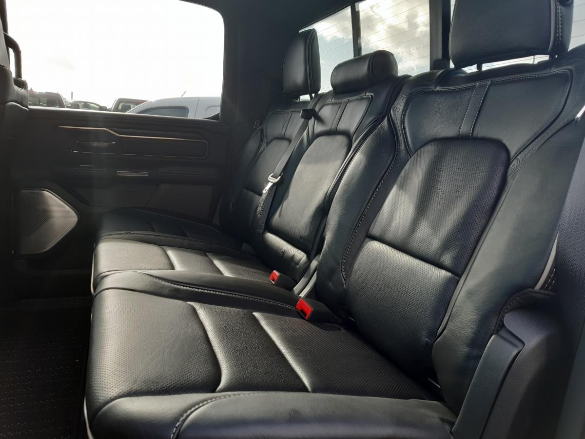 DODGE RAM 1500 5.7 CREW LIMITED RAMBOX