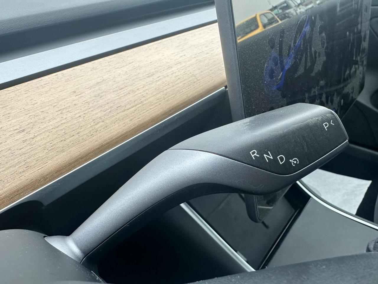TESLA MODEL 3 Standard Range Plus RWD