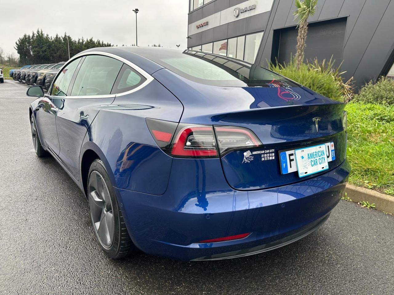 TESLA MODEL 3 Standard Range Plus RWD