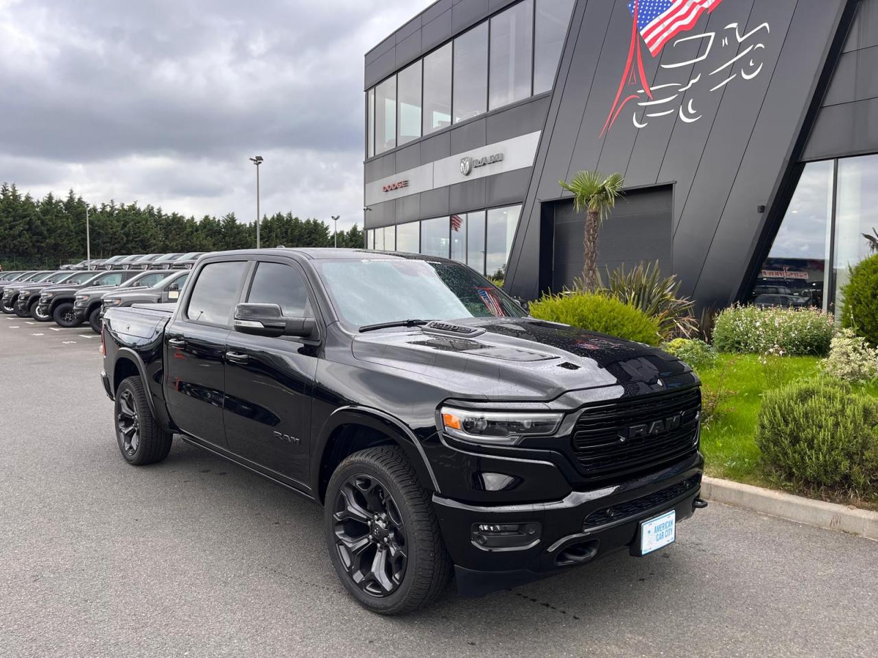 DODGE RAM 1500 CREW LIMITED NIGHT EDITION RAMBOX HAYON