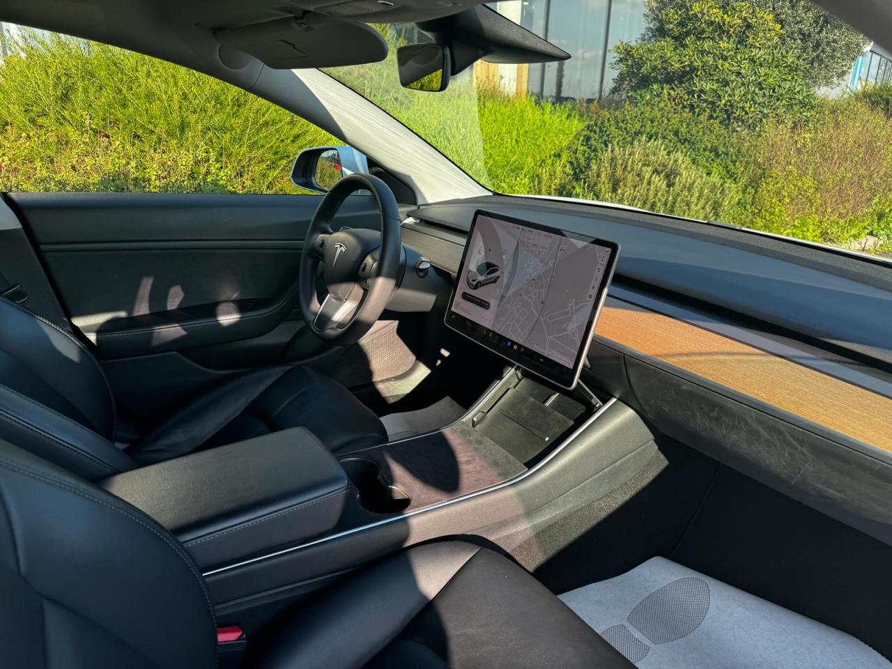 TESLA MODEL 3 Long-Range Dual Motor AWD