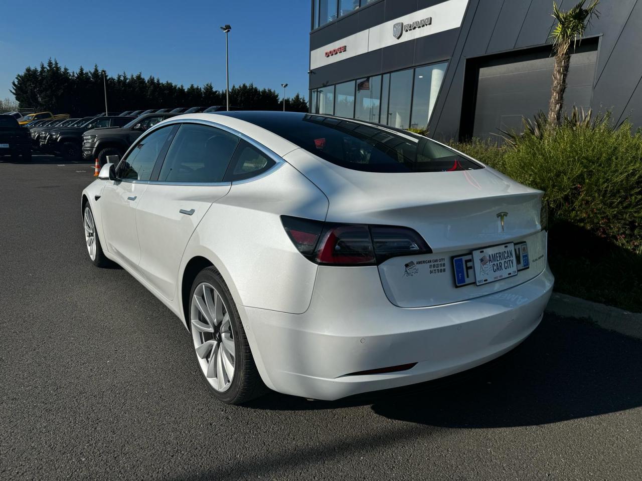 TESLA MODEL 3 Long-Range Dual Motor AWD