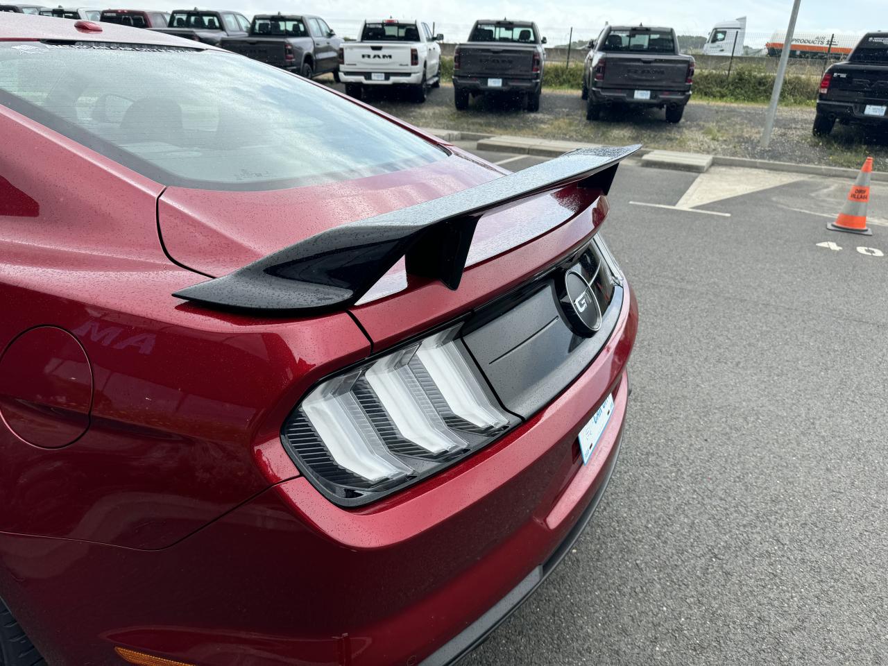 FORD MUSTANG GT FASTBACK V8 5.0L