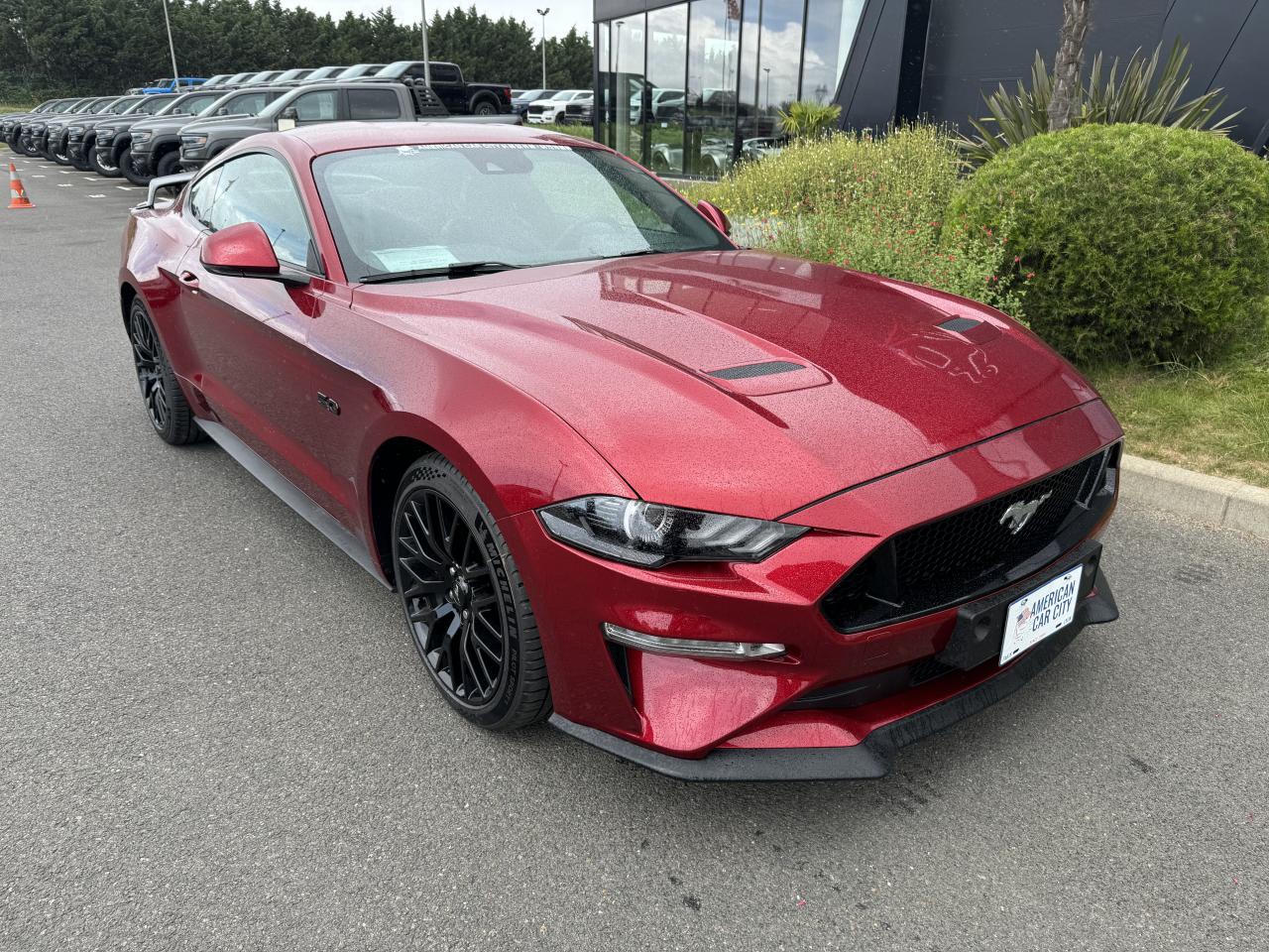 FORD MUSTANG GT FASTBACK V8 5.0L