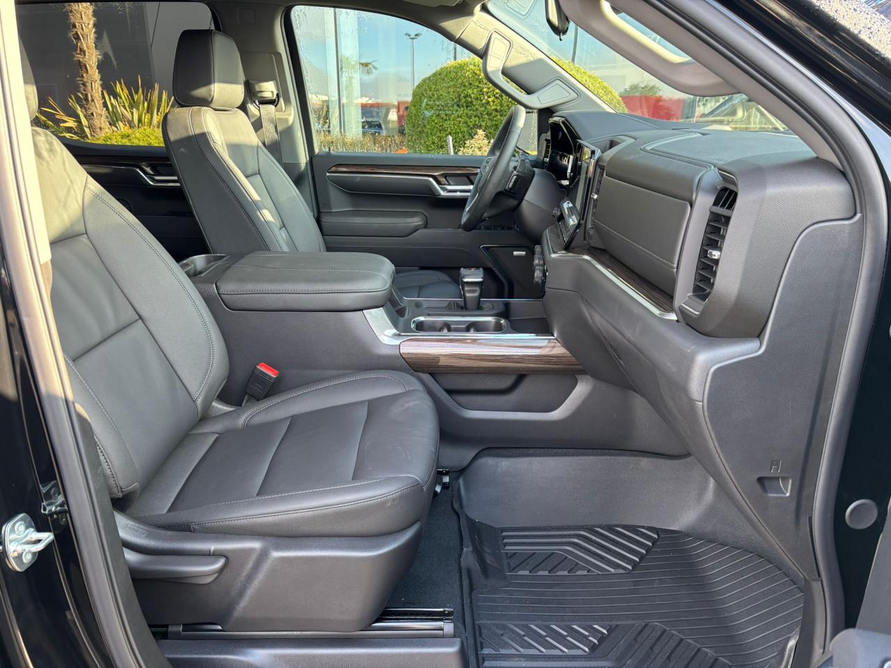 CHEVROLET SILVERADO Crew cab LT Traiboss V8 6.2L