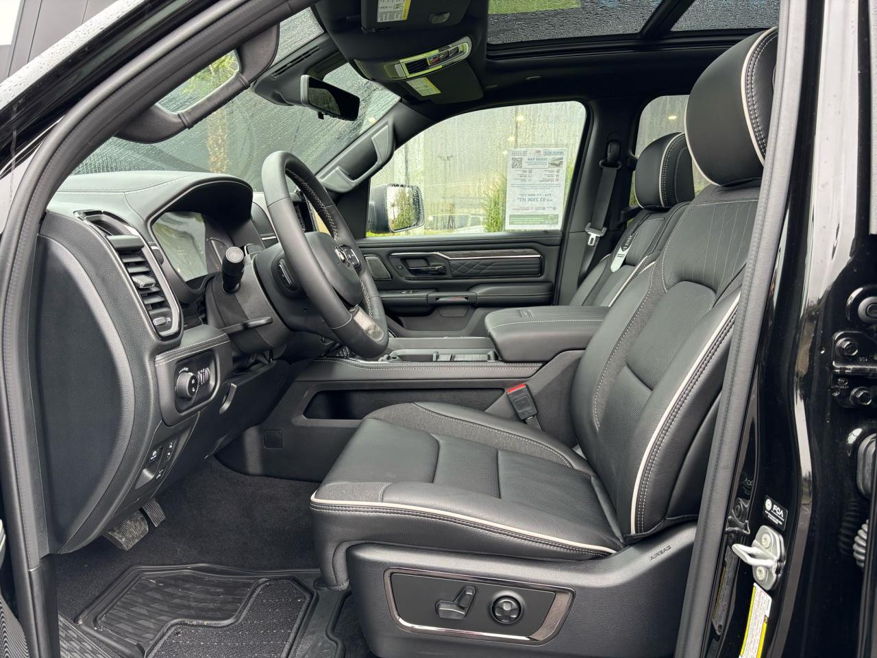 DODGE RAM 1500 CREW LIMITED NIGHT EDITION RAMBOX 2025