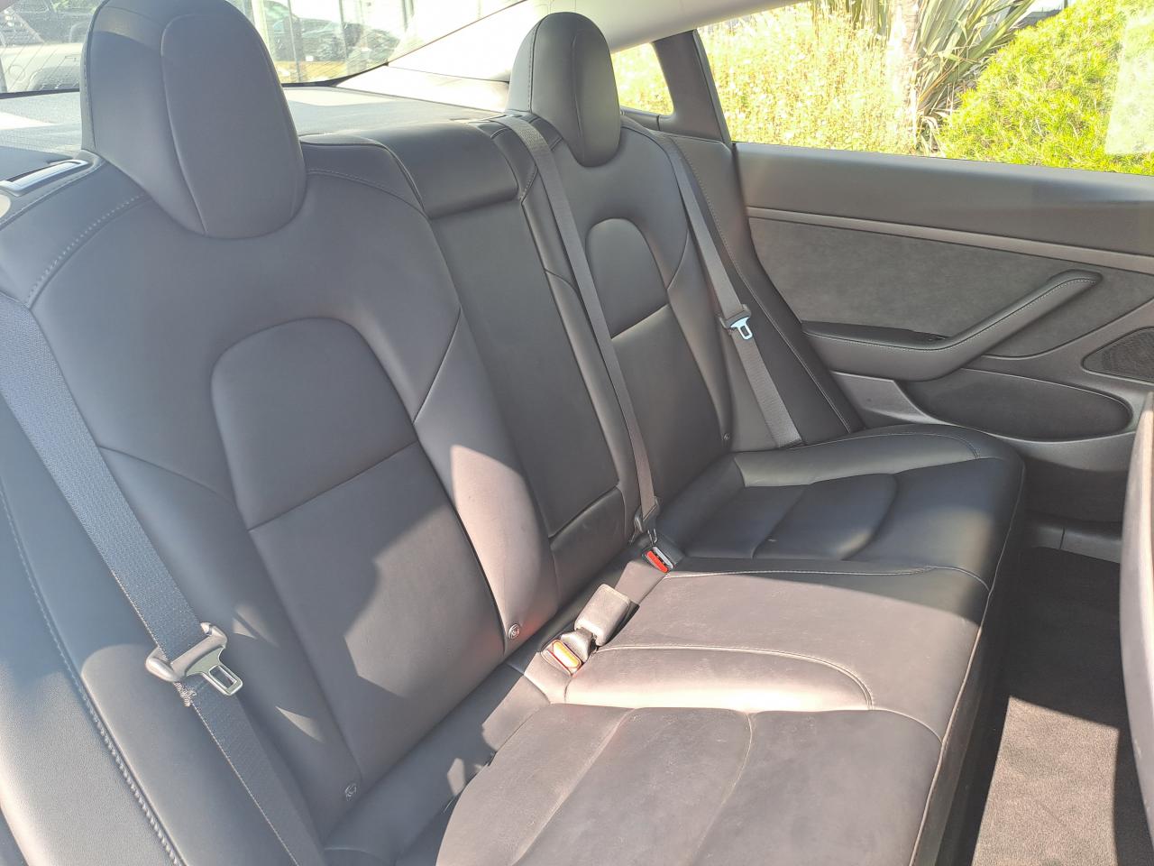 TESLA MODEL 3 Standard Range Plus RWD