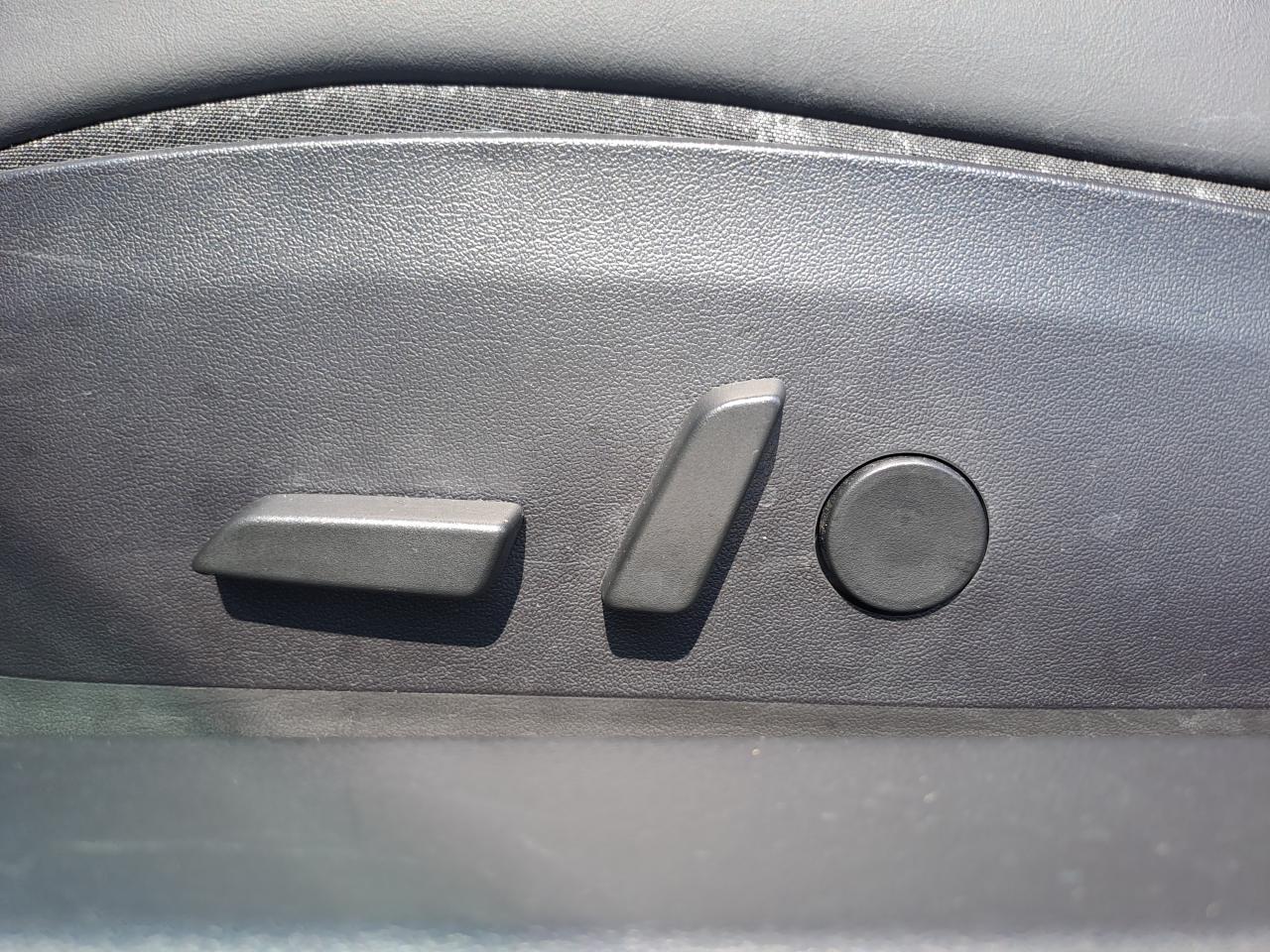 TESLA MODEL 3 Standard Range Plus RWD