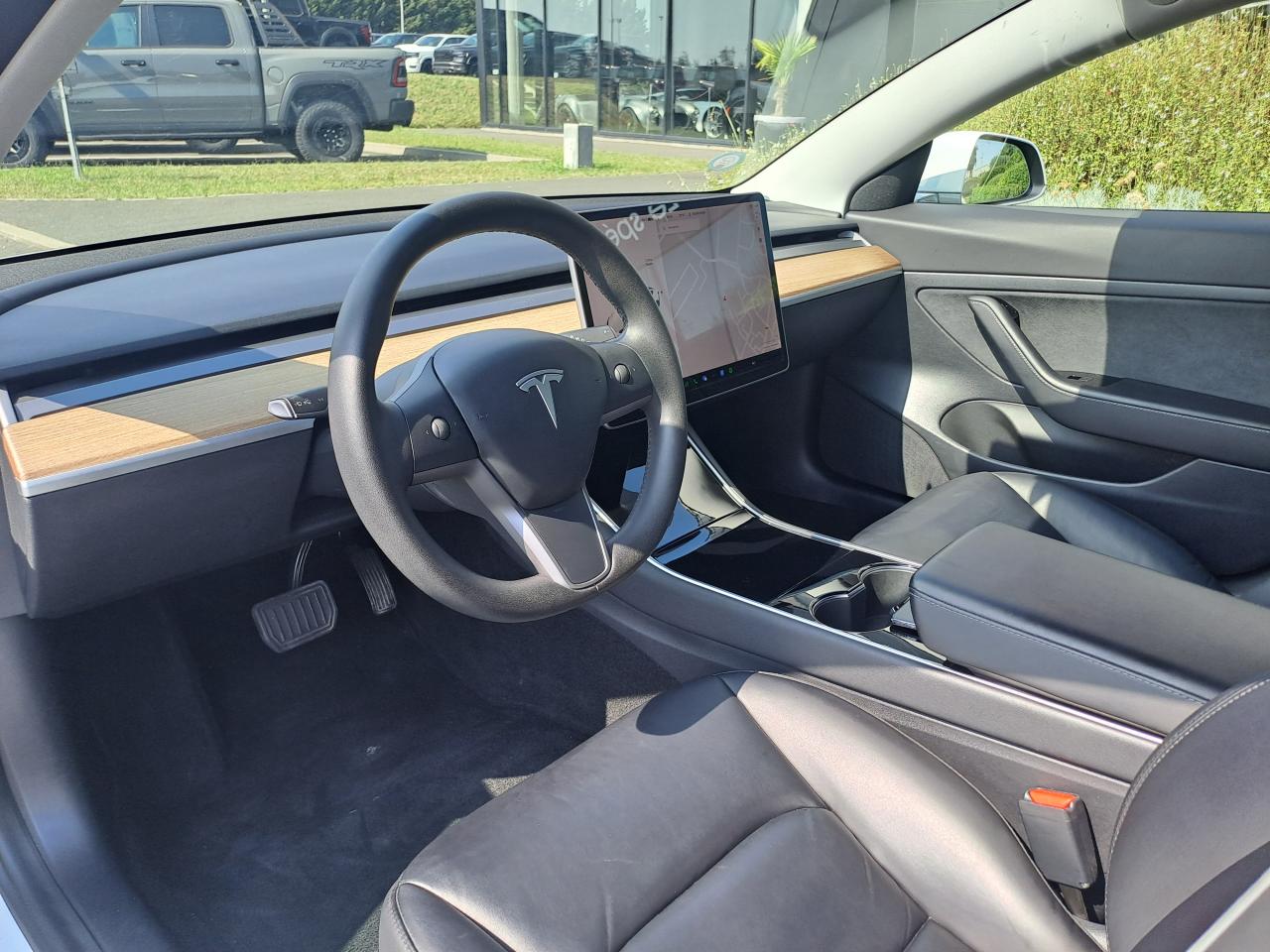 TESLA MODEL 3 Standard Range Plus RWD
