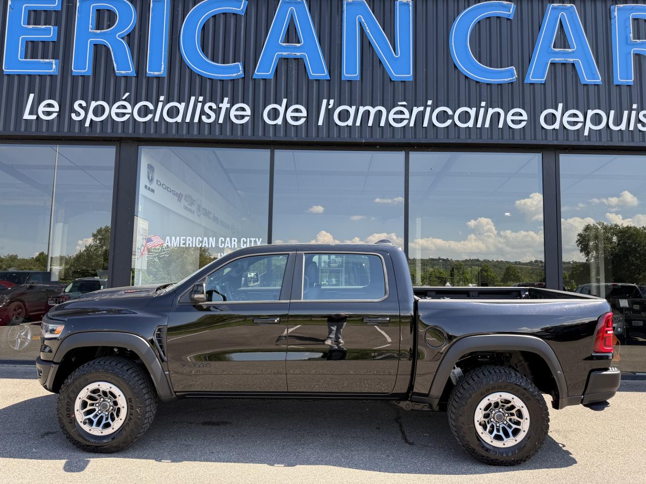 DODGE RAM 1500 CREW RHO