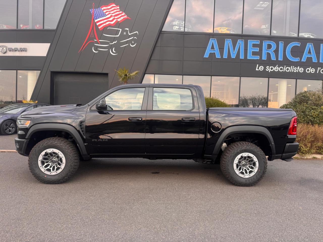 DODGE RAM 1500 CREW RHO