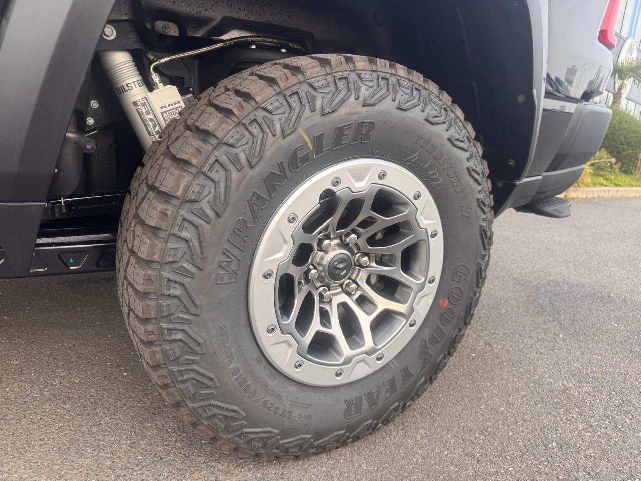 DODGE RAM 1500 CREW RHO