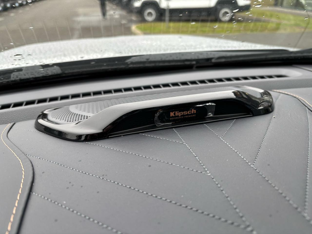 DODGE RAM 1500 CREW TUNGSTEN AIR RAMBOX