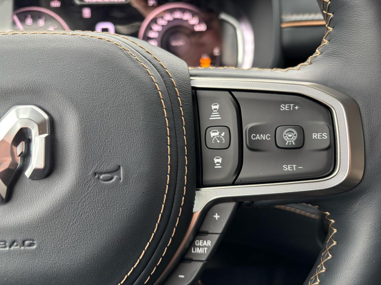 DODGE RAM 1500 CREW TUNGSTEN AIR RAMBOX
