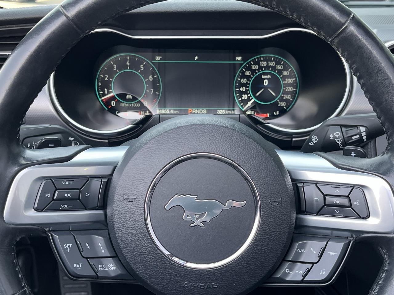 FORD MUSTANG GT CABRIOLET V8 5.0L BVA10 - Pas de Malus