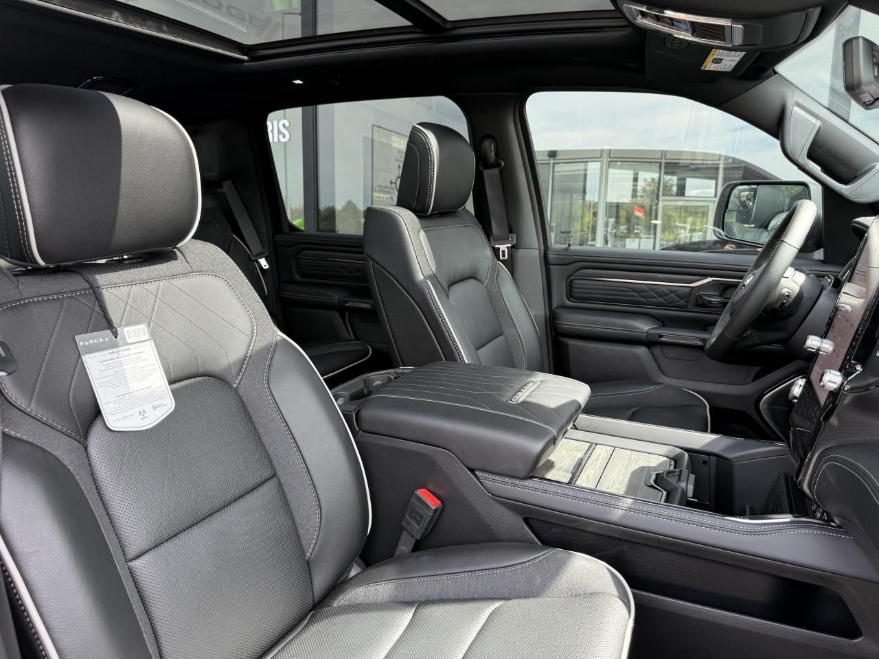DODGE RAM 1500 CREW LIMITED NIGHT EDITION RAMBOX HAYON MULTI 2025
