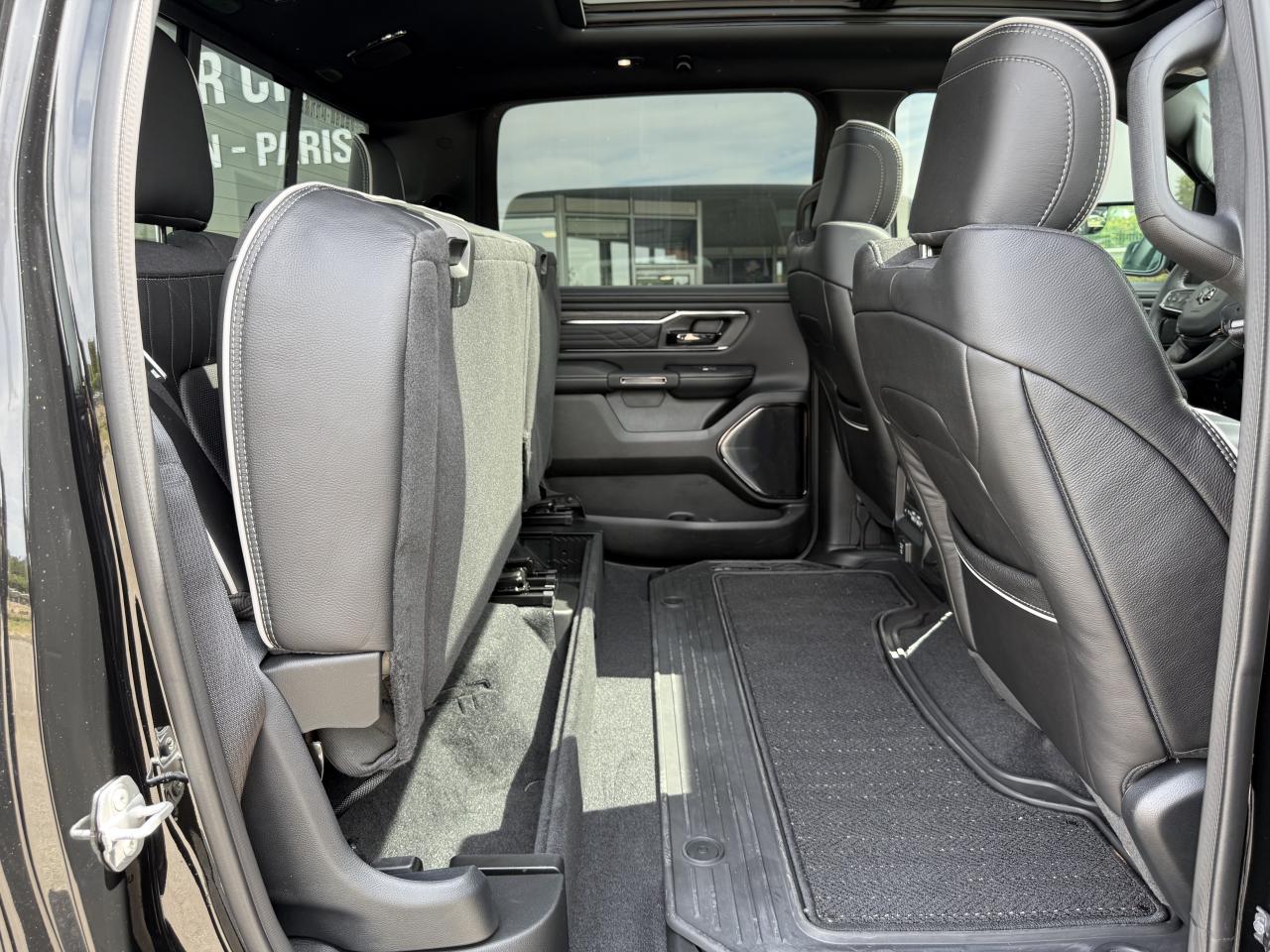 DODGE RAM 1500 CREW LIMITED NIGHT EDITION RAMBOX HAYON MULTI 2025
