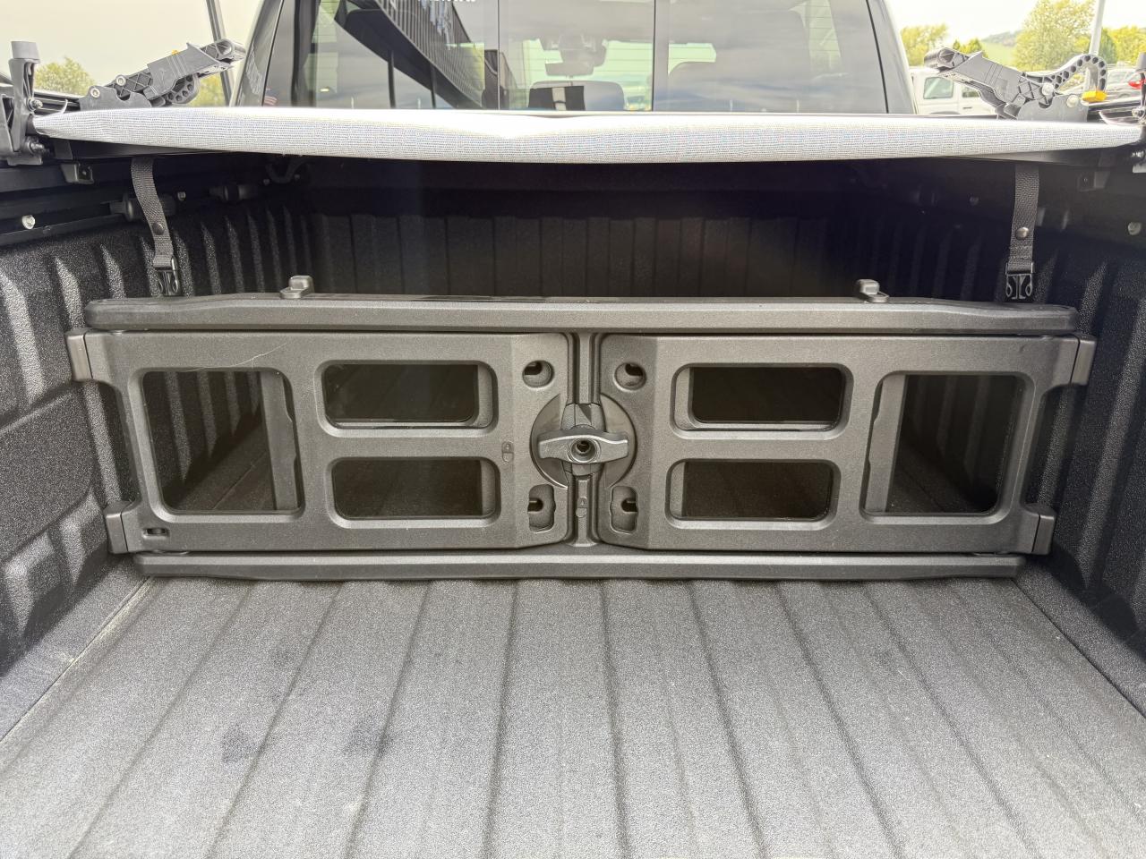 DODGE RAM 1500 CREW LIMITED NIGHT EDITION RAMBOX HAYON MULTI 2025