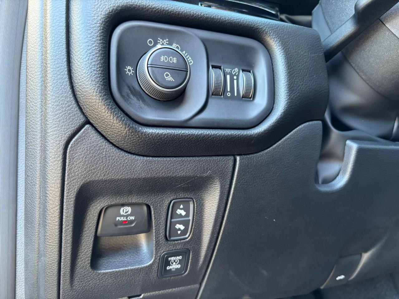 DODGE RAM 1500 CREW CAB REBEL X EDITION 2025