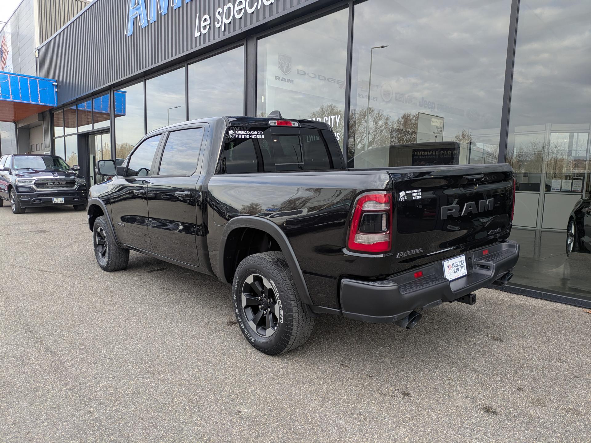 DODGE RAM 1500 CREW REBEL AIR