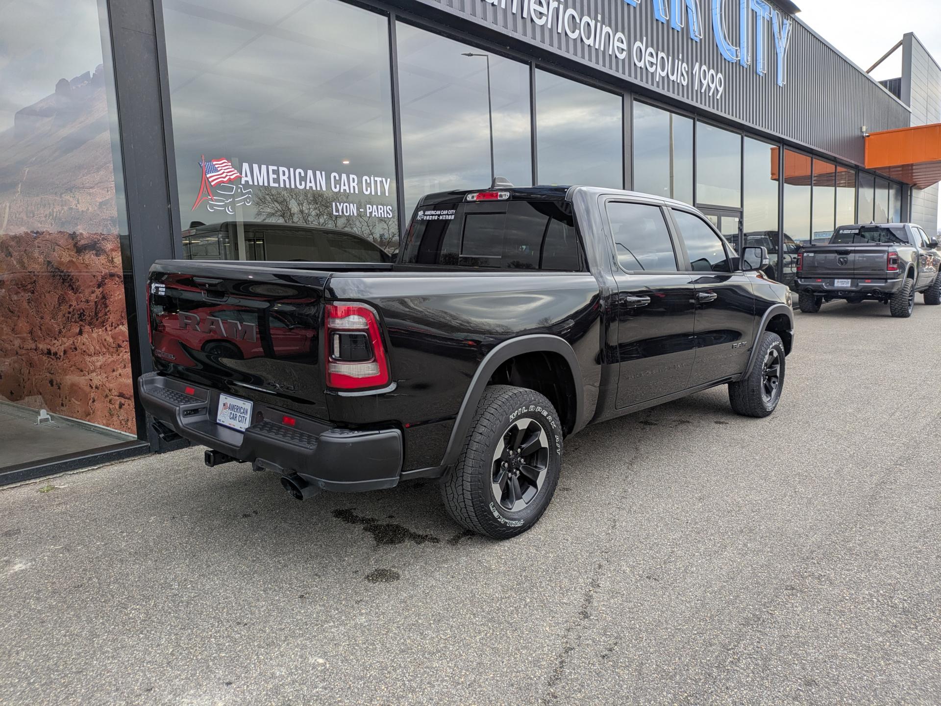 DODGE RAM 1500 CREW REBEL AIR