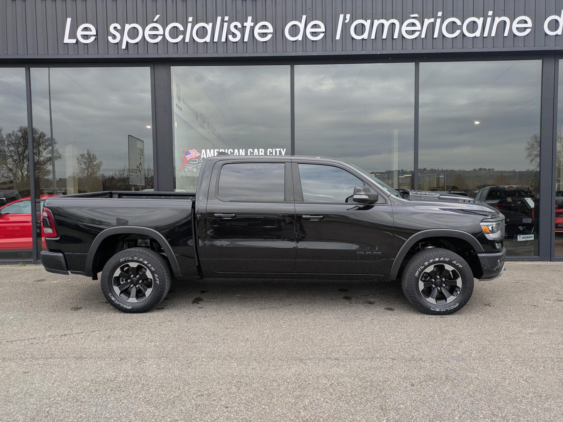 DODGE RAM 1500 CREW REBEL AIR