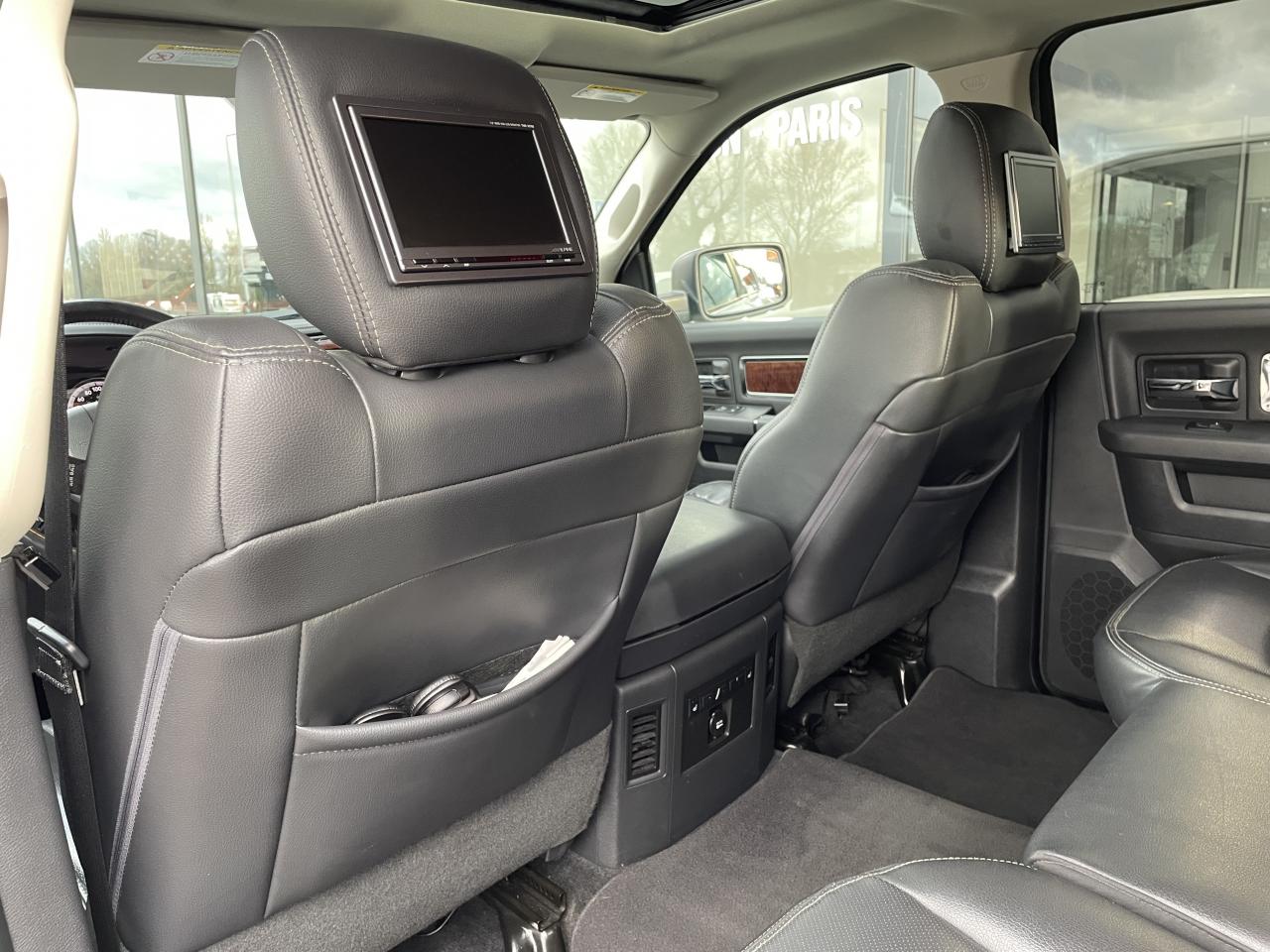 DODGE RAM 1500 CREW LARAMIE - Vente à marchand