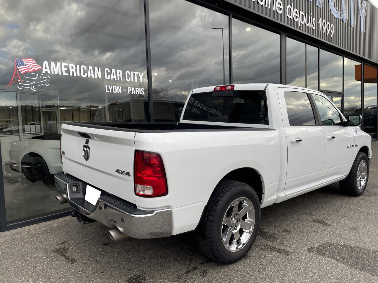 DODGE RAM 1500 CREW LARAMIE - Vente à marchand