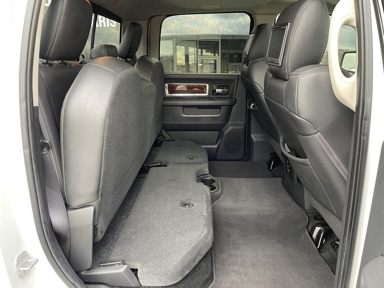 DODGE RAM 1500 CREW LARAMIE - Vente à marchand