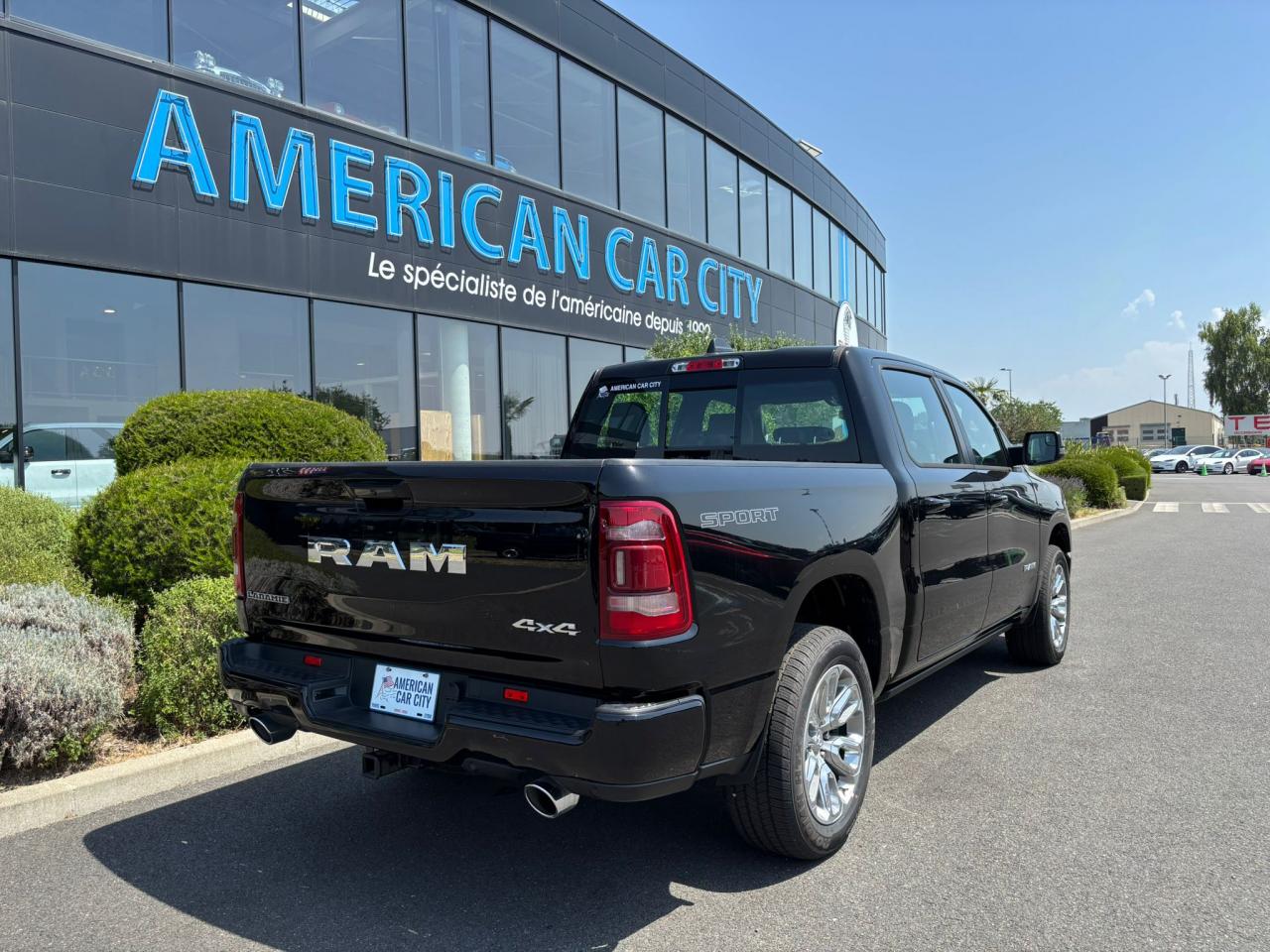 DODGE RAM 1500 CREW LARAMIE SPORT AIR ETORQUE