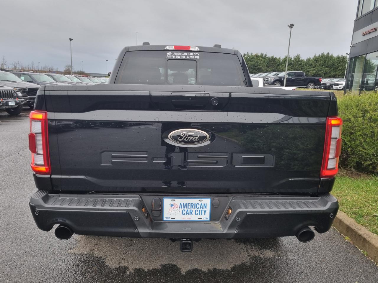 FORD F150 Supercrew LARIAT Black Package V8 5.0L FLEXFUEL