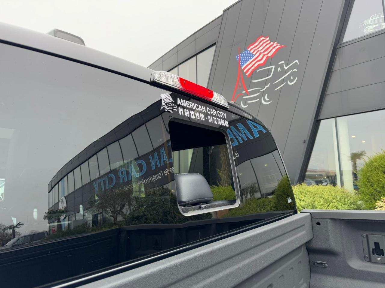 FORD F150 Supercrew LARIAT Black Package V8 5.0L FLEXFUEL