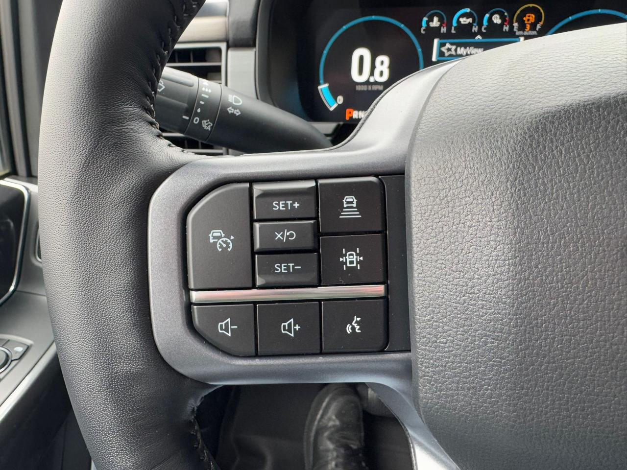 FORD F150 Supercrew LARIAT Black Package V8 5.0L FLEXFUEL