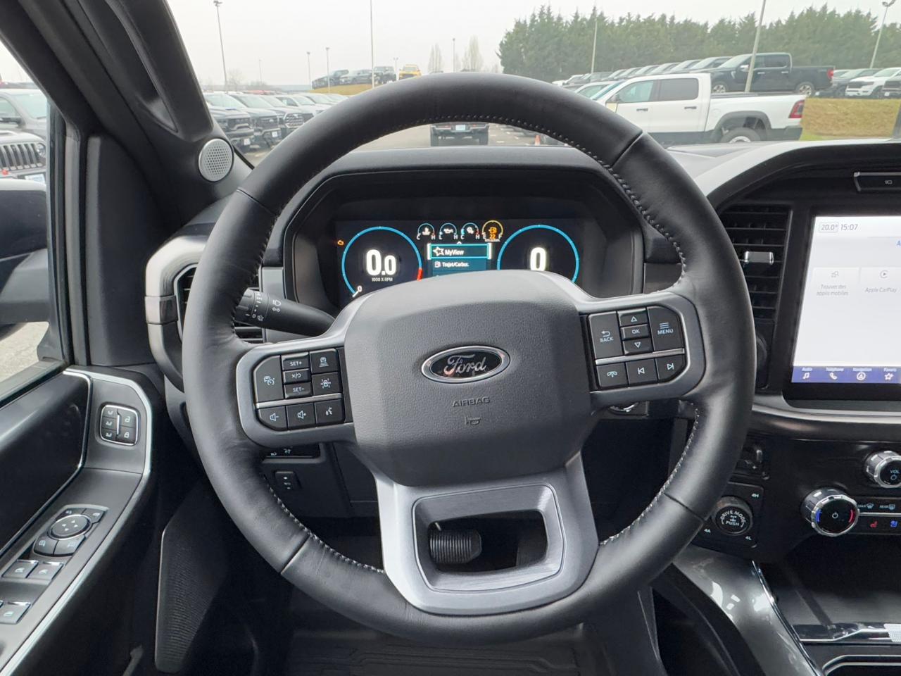 FORD F150 Supercrew LARIAT Black Package V8 5.0L FLEXFUEL