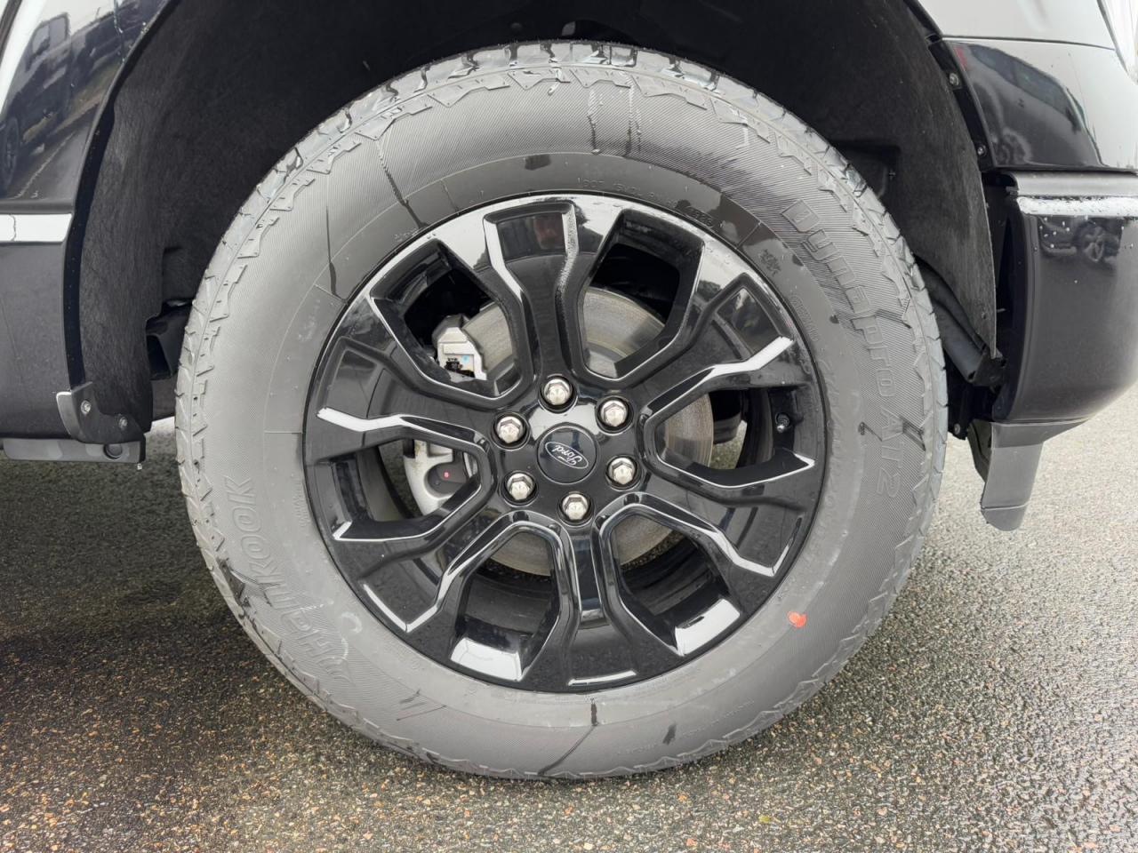 FORD F150 Supercrew LARIAT Black Package V8 5.0L FLEXFUEL