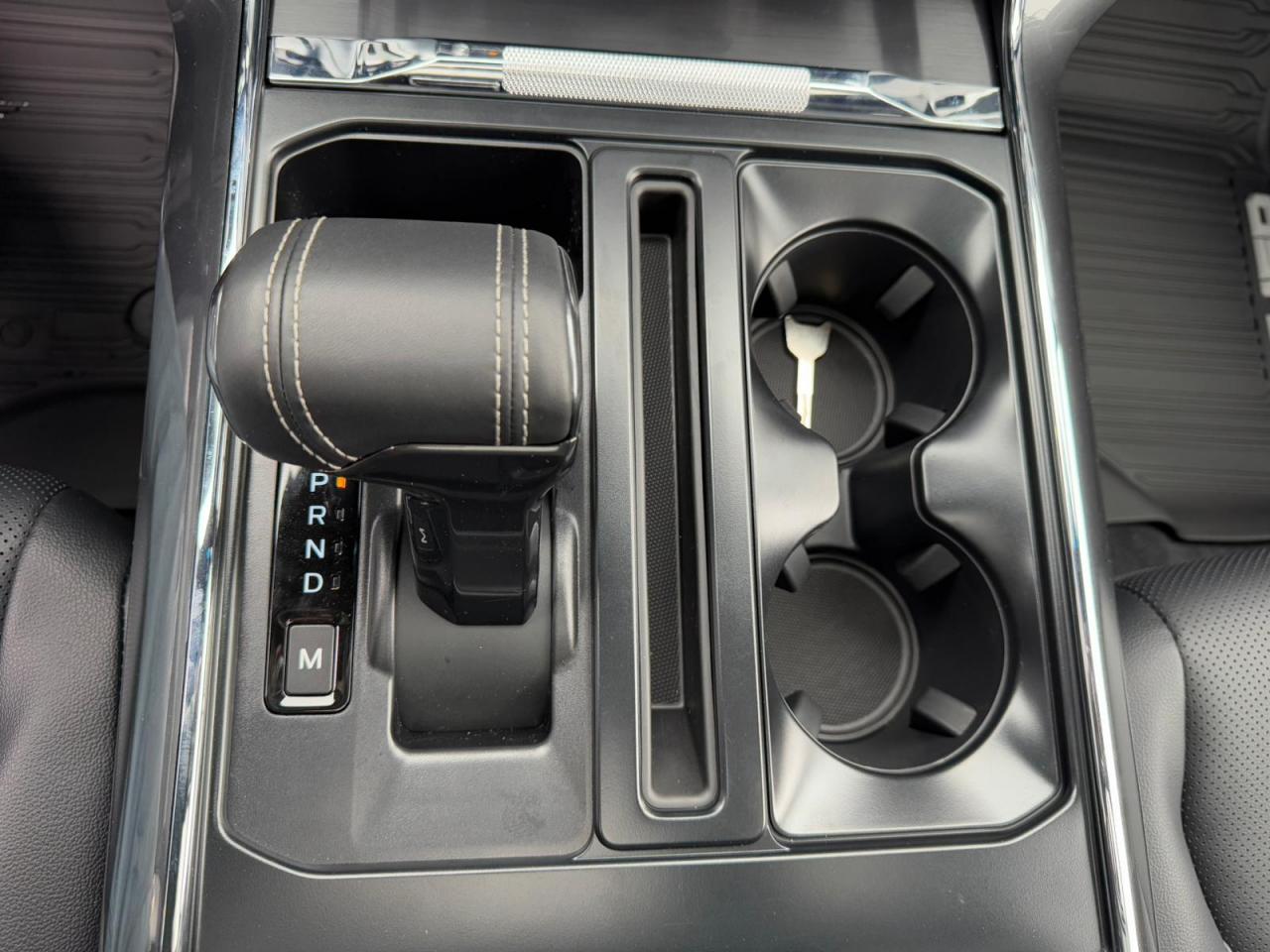 FORD F150 Supercrew LARIAT Black Package V8 5.0L FLEXFUEL