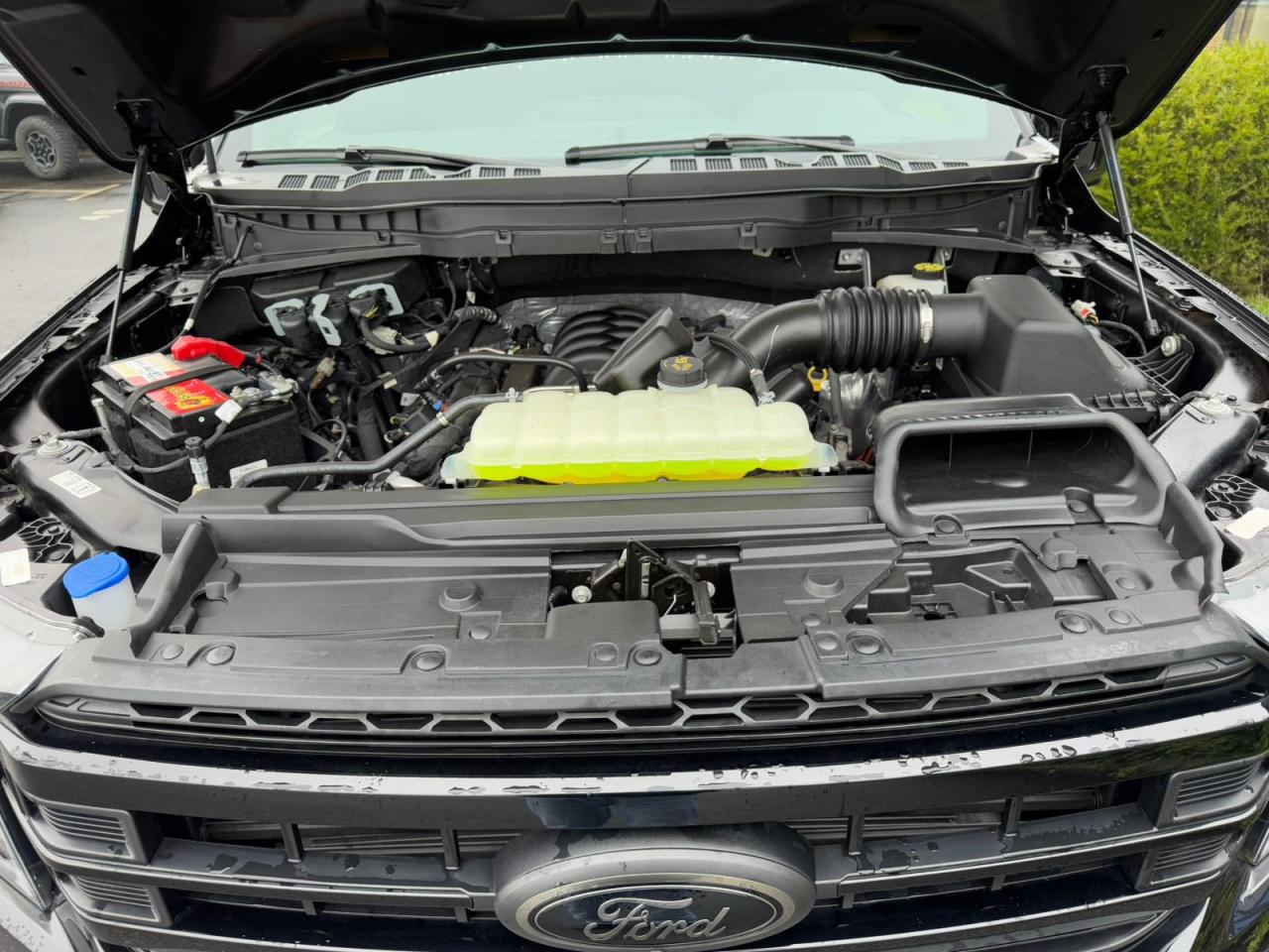 FORD F150 Supercrew LARIAT Black Package V8 5.0L FLEXFUEL