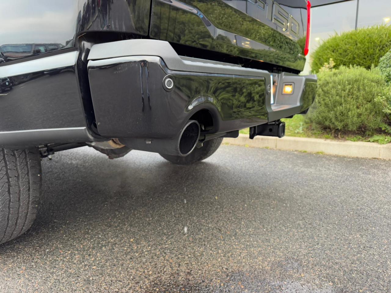 FORD F150 Supercrew LARIAT Black Package V8 5.0L FLEXFUEL