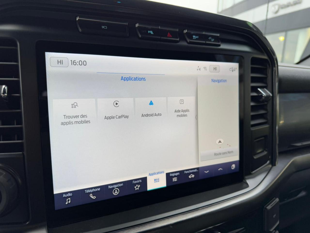 FORD F150 Supercrew LARIAT Black Package V8 5.0L FLEXFUEL