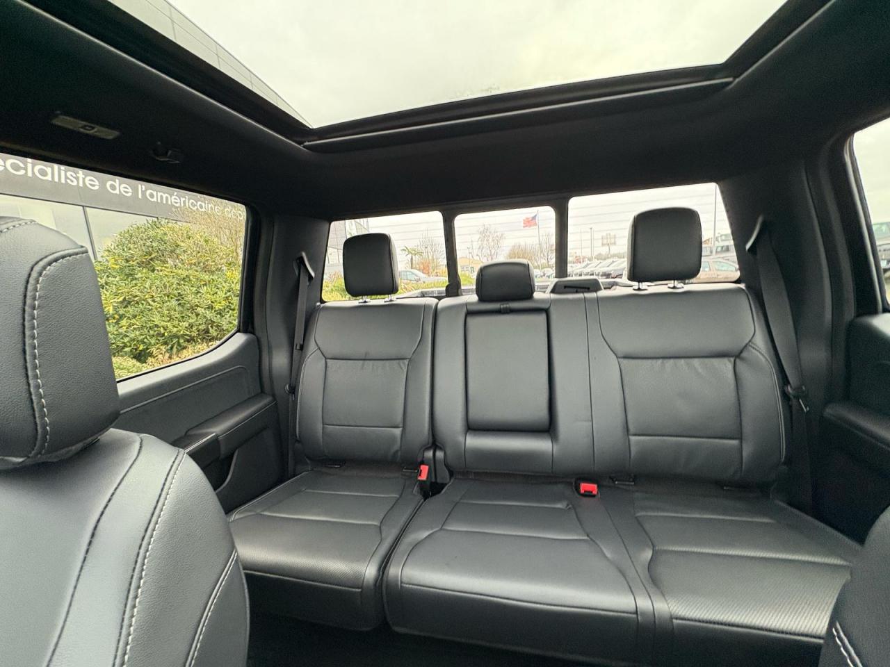 FORD F150 Supercrew LARIAT Black Package V8 5.0L FLEXFUEL